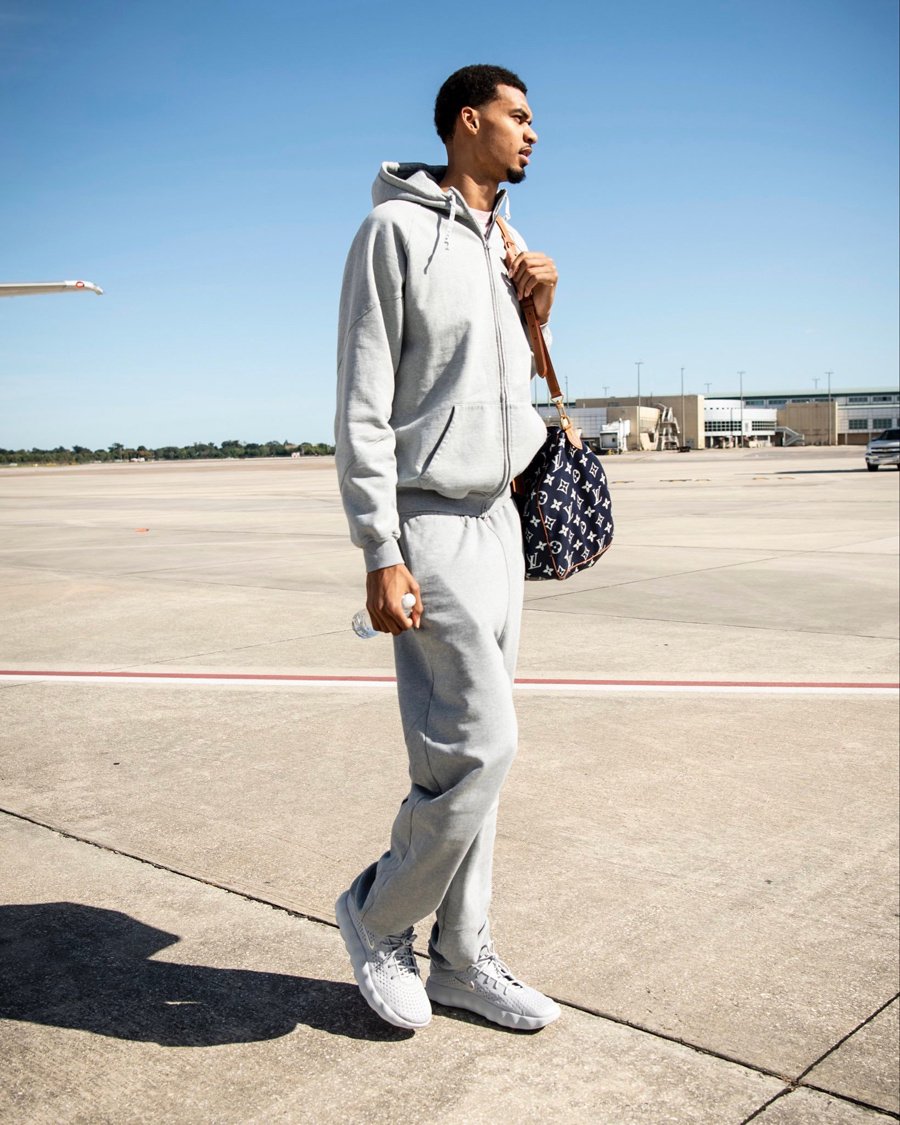 崔永熙抢先上脚Nike首款神经科学鞋类产品Mind系列，国区2026年1月发售