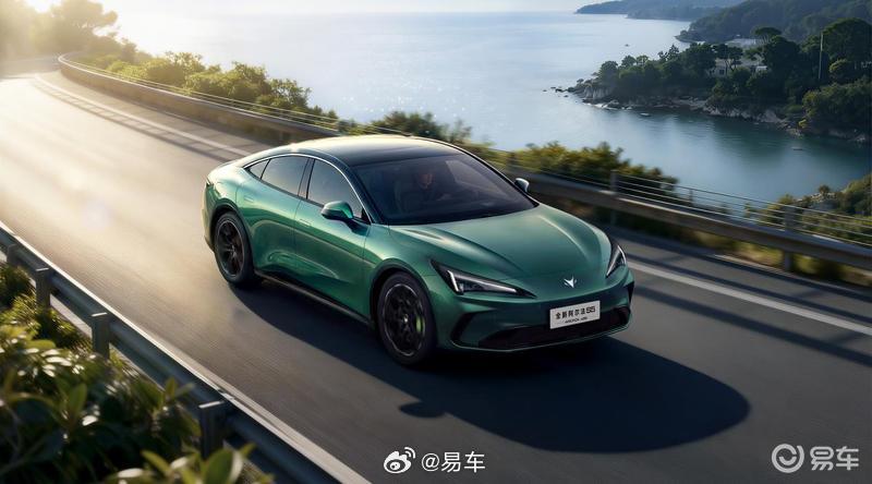 极狐阿尔法S5 3月1日预售，智驾小蓝灯、增程版亮相