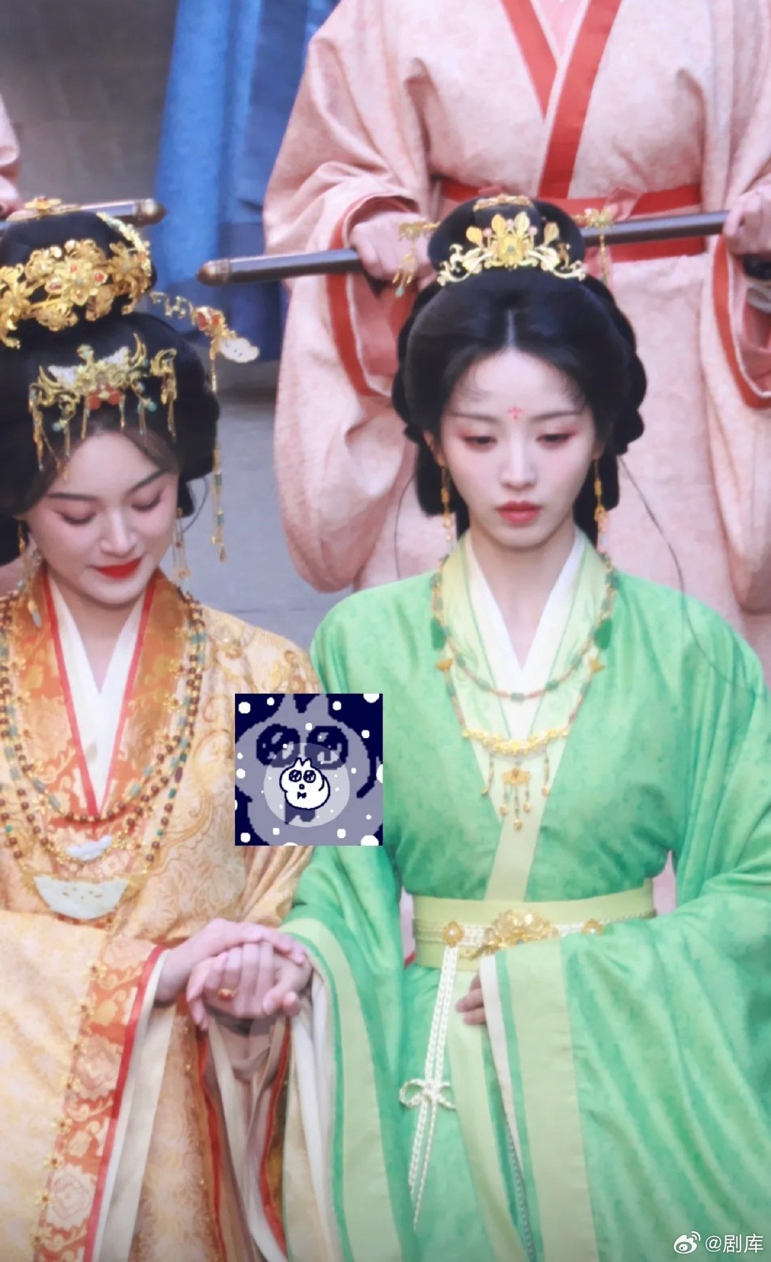 田曦薇毛林林《嫁金钗》母女同框路透曝光