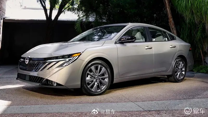 日产发布北美版轩逸官图，车身加长轴距缩短