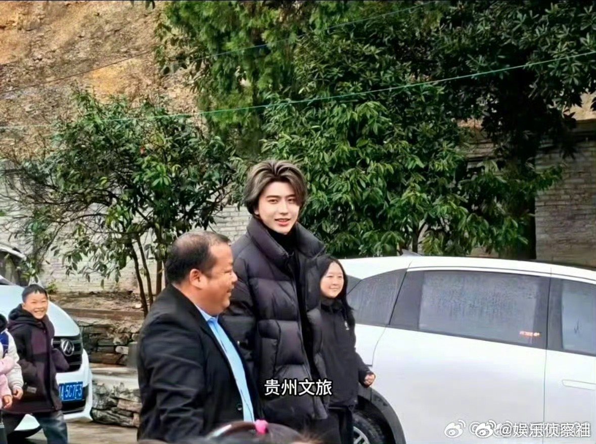 蔡徐坤获赞好优秀暖暖的