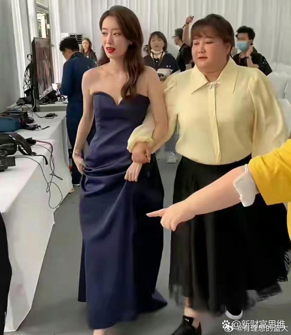 贾玲瘦身成功形象大变