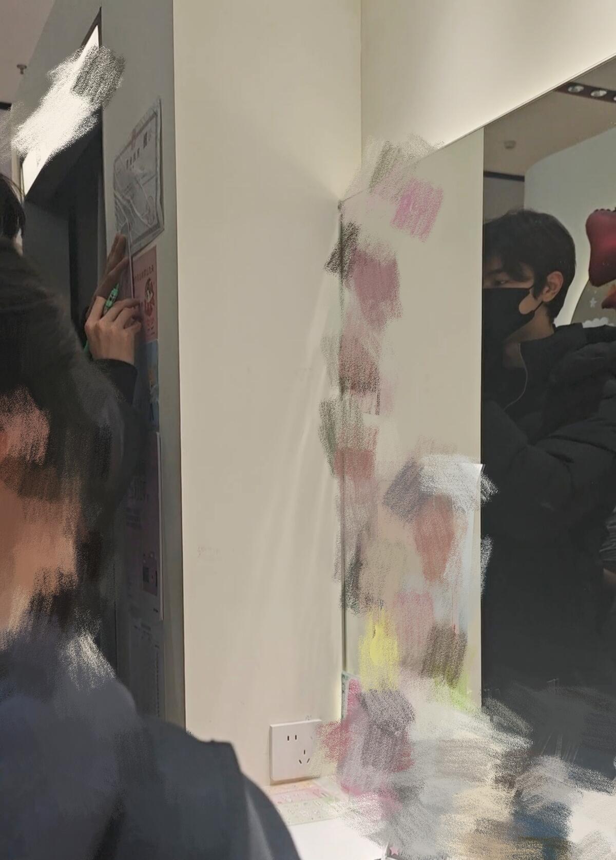 粉丝拍林一四格偶遇本人获签名