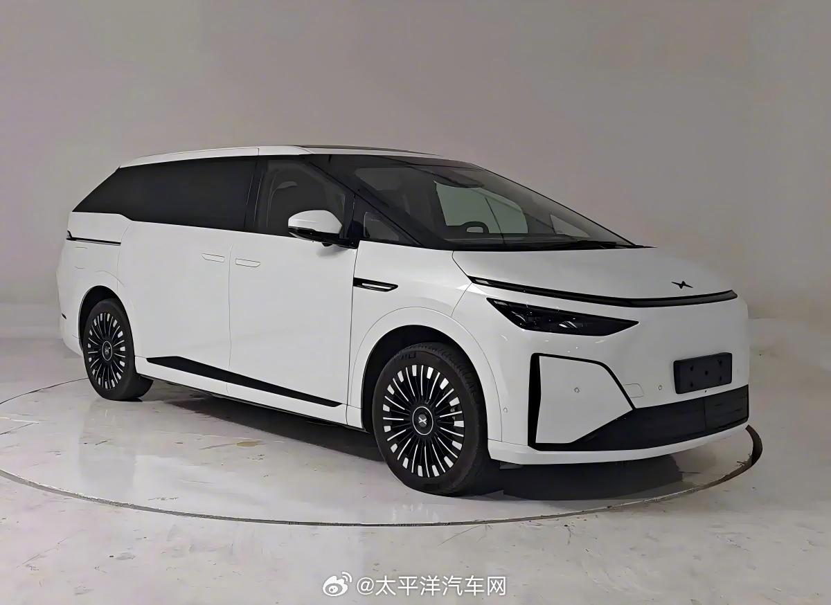 小鹏X9 Ultra版亮相工信部，双版本续航710-750km、三芯片智能双脑