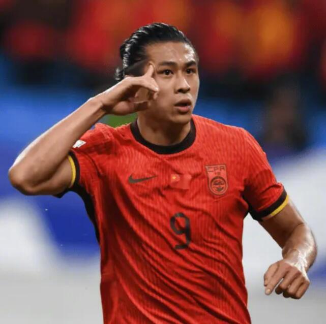 FIFA官方公布2025年度奖项投票结果 中国队长张玉宁投票明细曝光