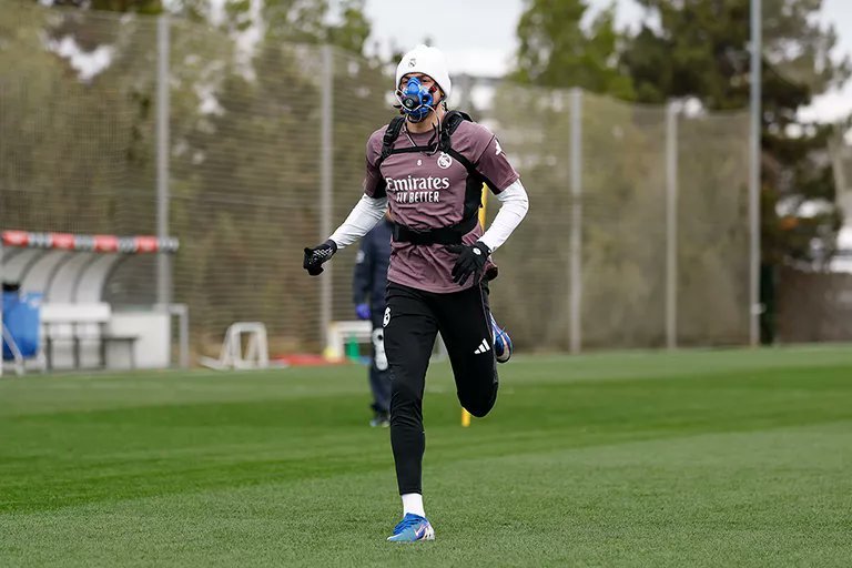 居莱尔限氧训练夺魁，加西亚表现亮眼