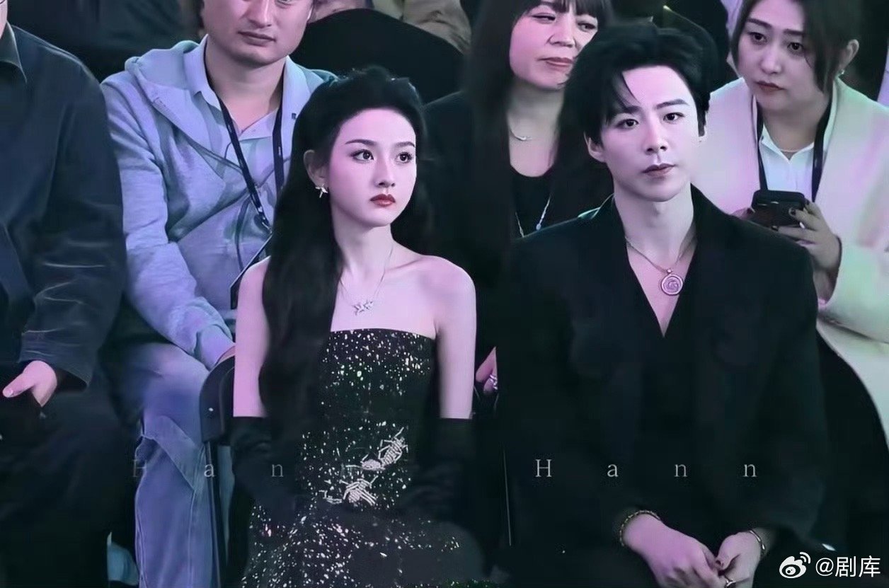 刘宇宁宋祖儿微博之夜内场邻座