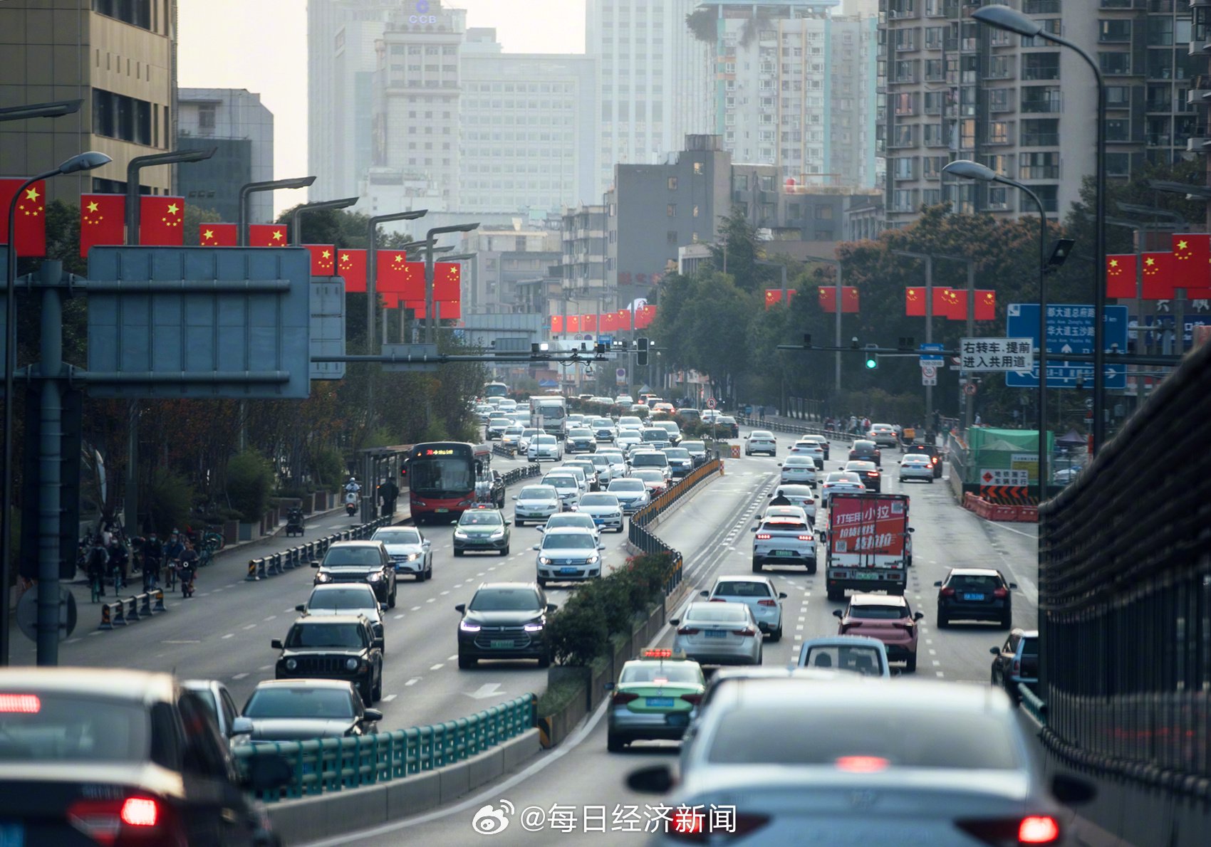 上半年仅30%汽车经销商完成销售目标，豪华品牌略好