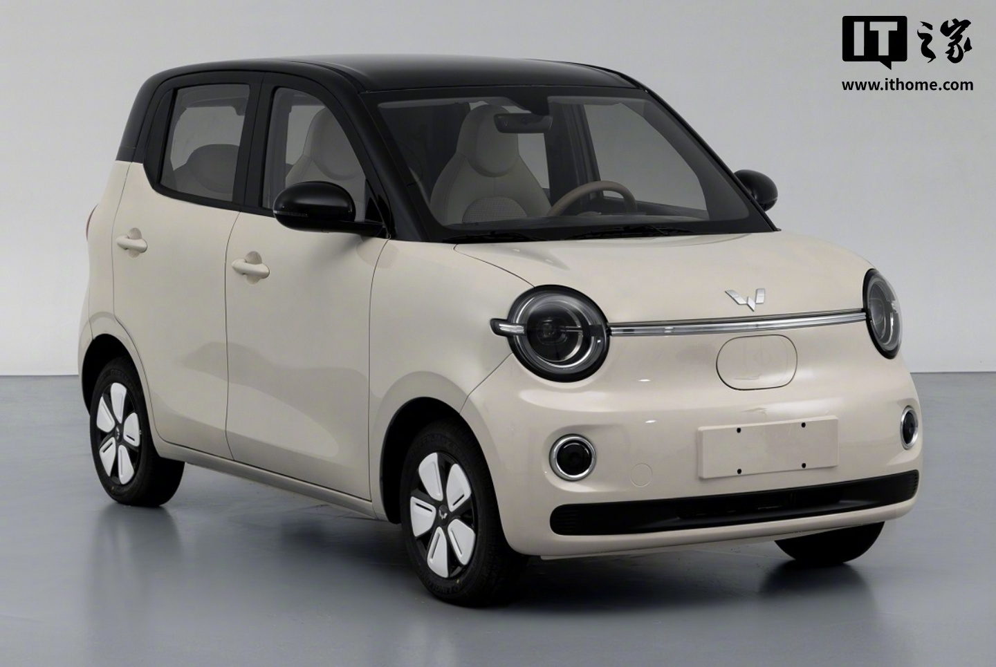 新版五菱宏光MINIEV申报，可选两门四门配圆形车灯