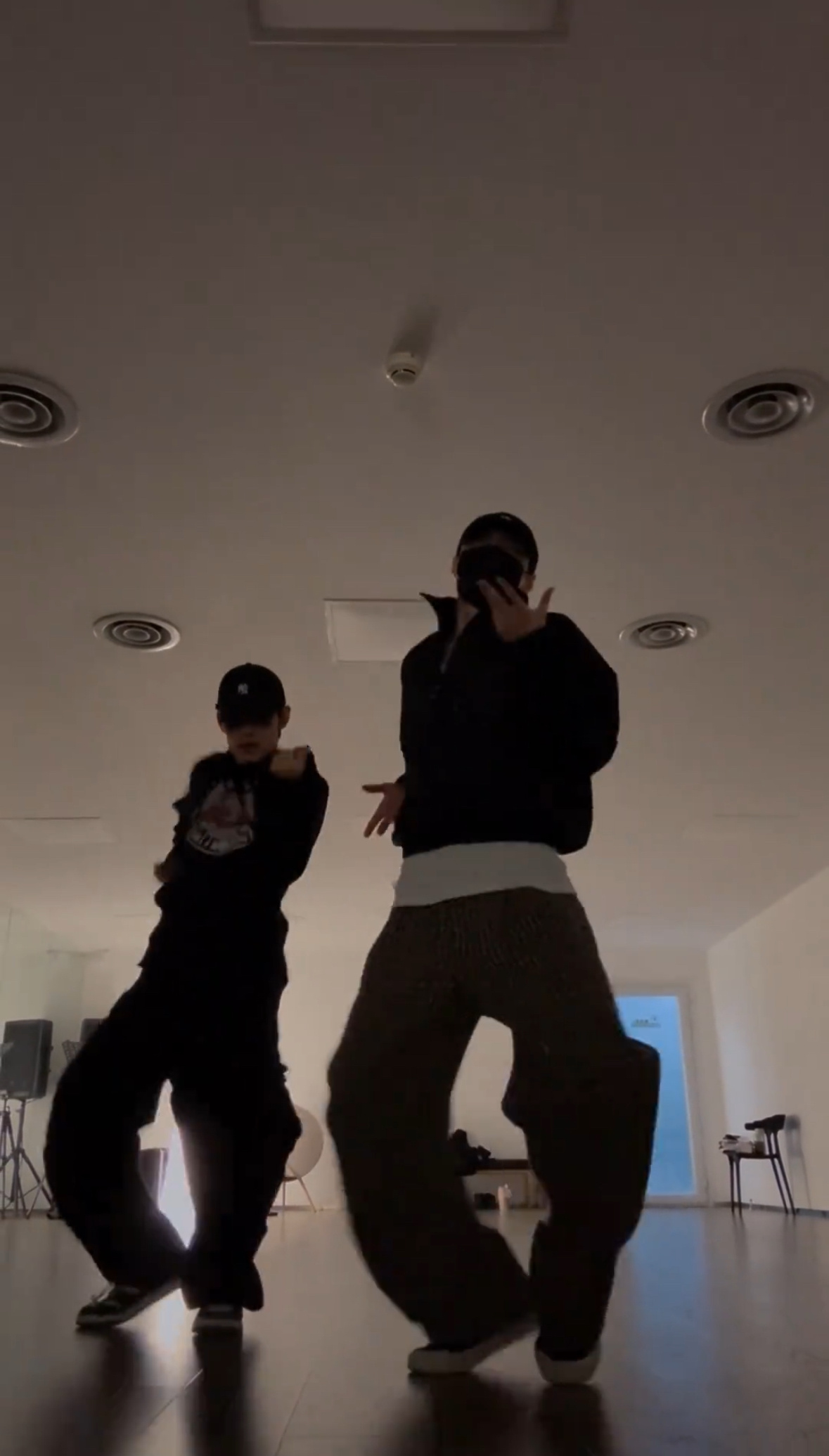 张艺兴发布全新专辑闹天宫，担任qeelin全球品牌代言人