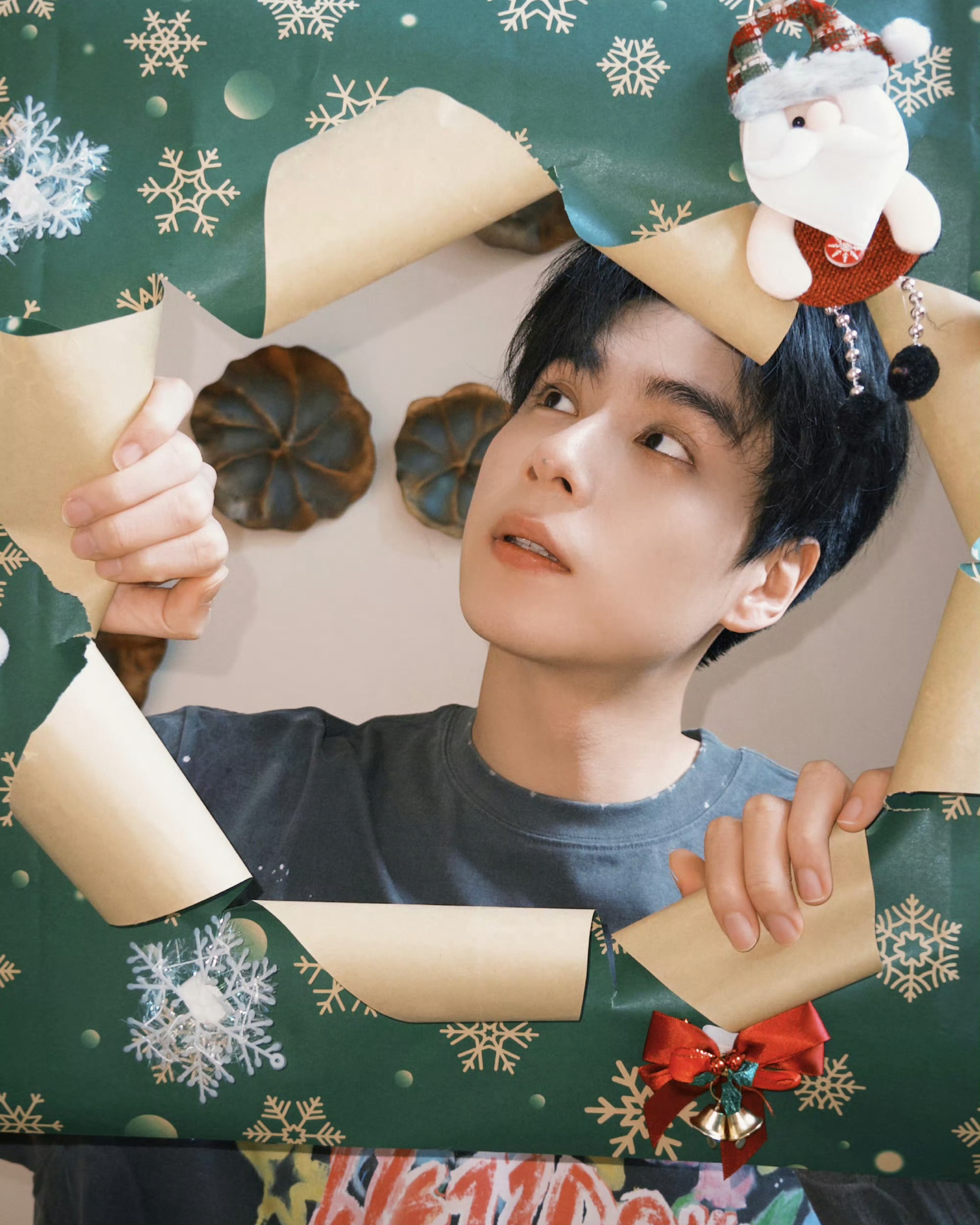 胡一天1226生日粉丝祝福，期待新剧天才女友