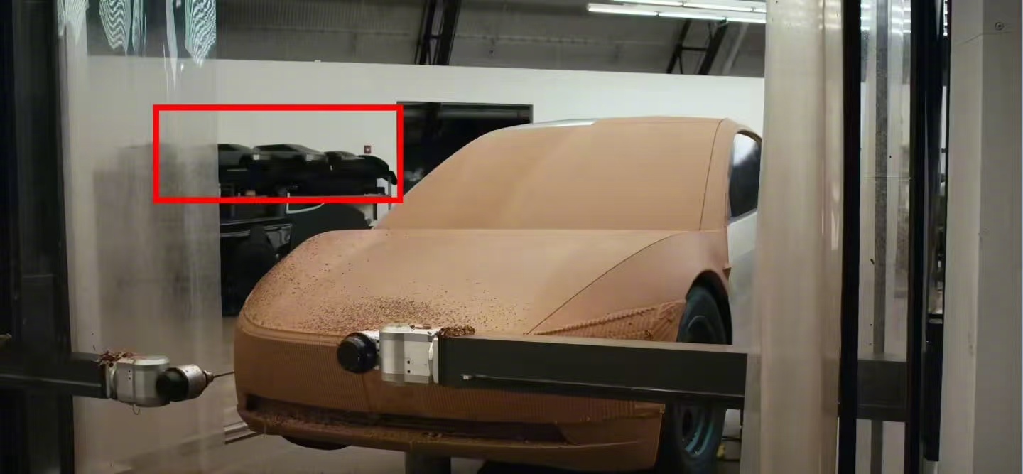 特斯拉研发全新赛博风格SUV，马斯克称比小型货车酷