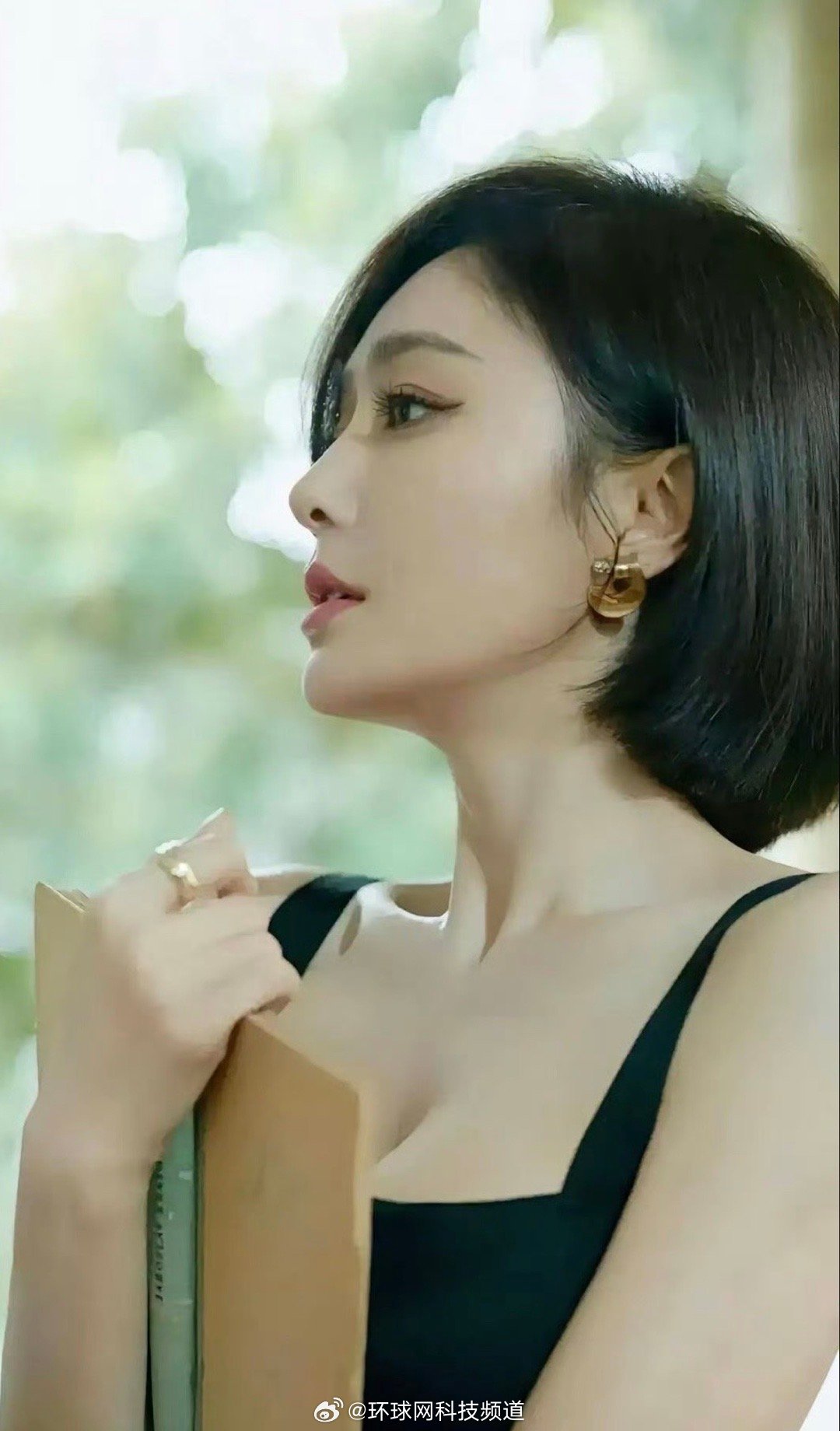 秦岚拍延禧攻略大哭戏致咽炎发作