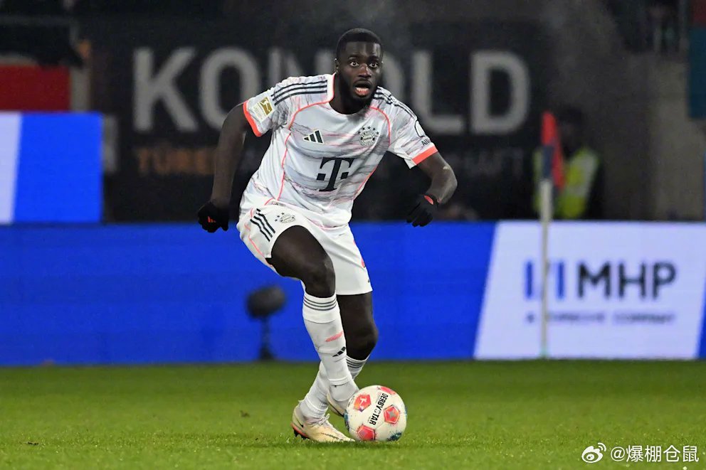 拜仁为续约于帕梅卡诺让步，接受2027年生效65M解约条款