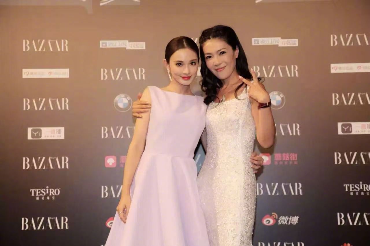 彭小苒凌晨发长文忆与苏芒十年情谊