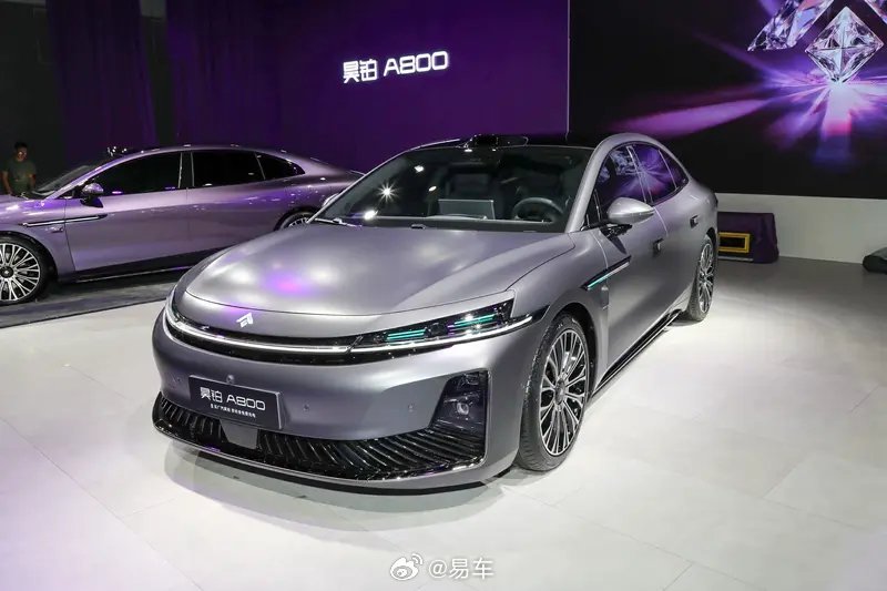 广汽昊铂A800广州车展公布内饰，搭载华为智驾系统