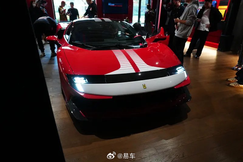 法拉利849 Testarossa国内首秀，搭载V8双涡轮增压发动机