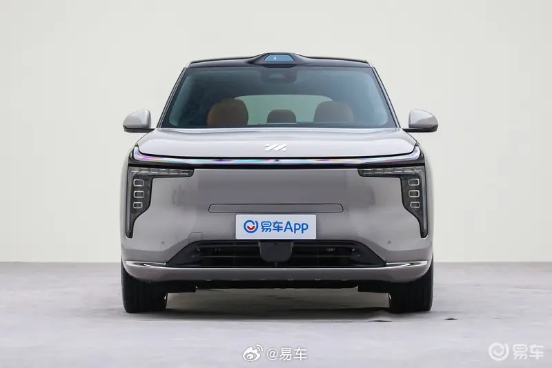 智己LS8预售25.98万起，搭载线控转向与灵蜥底盘