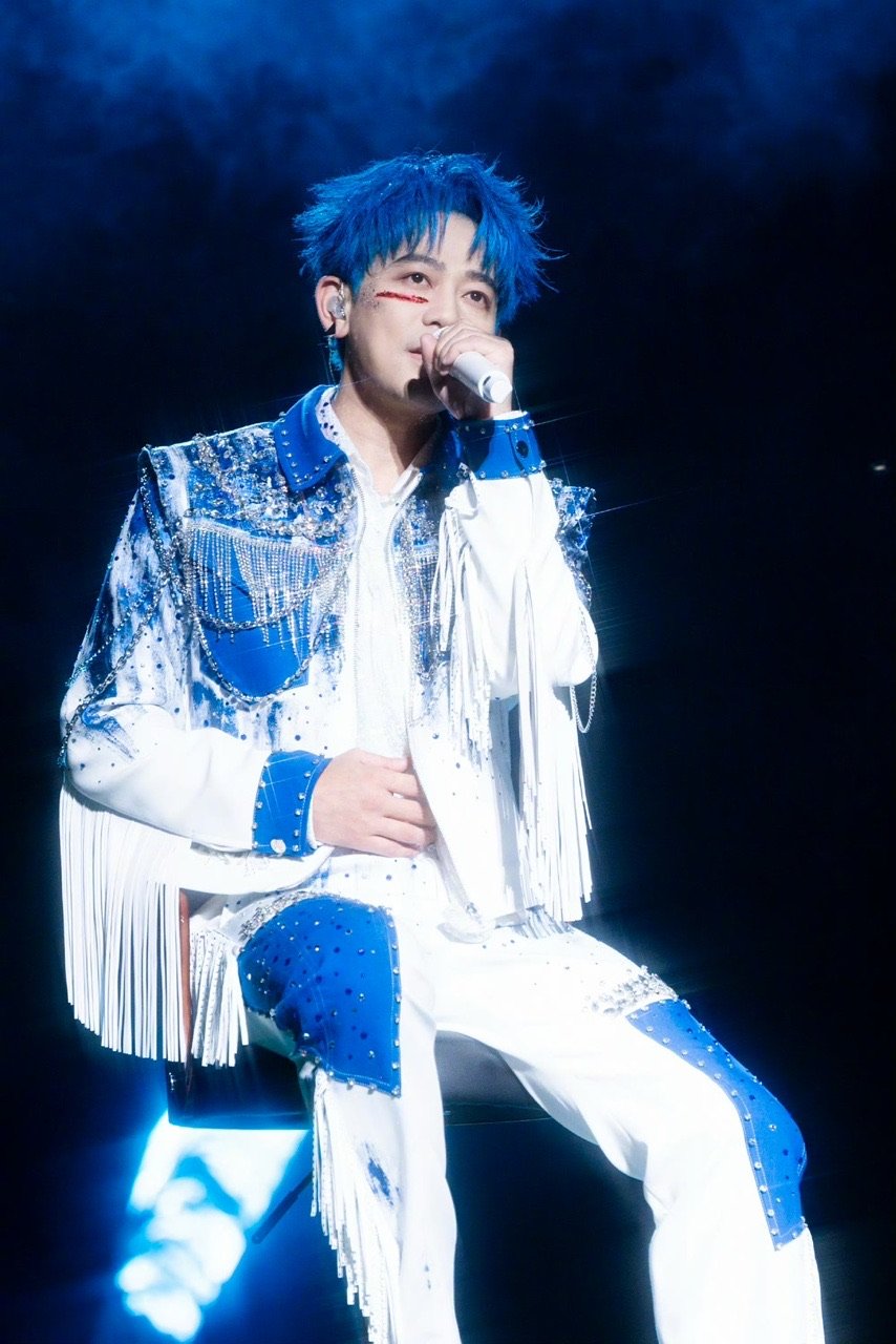 苏醒跨年解锁全新身份