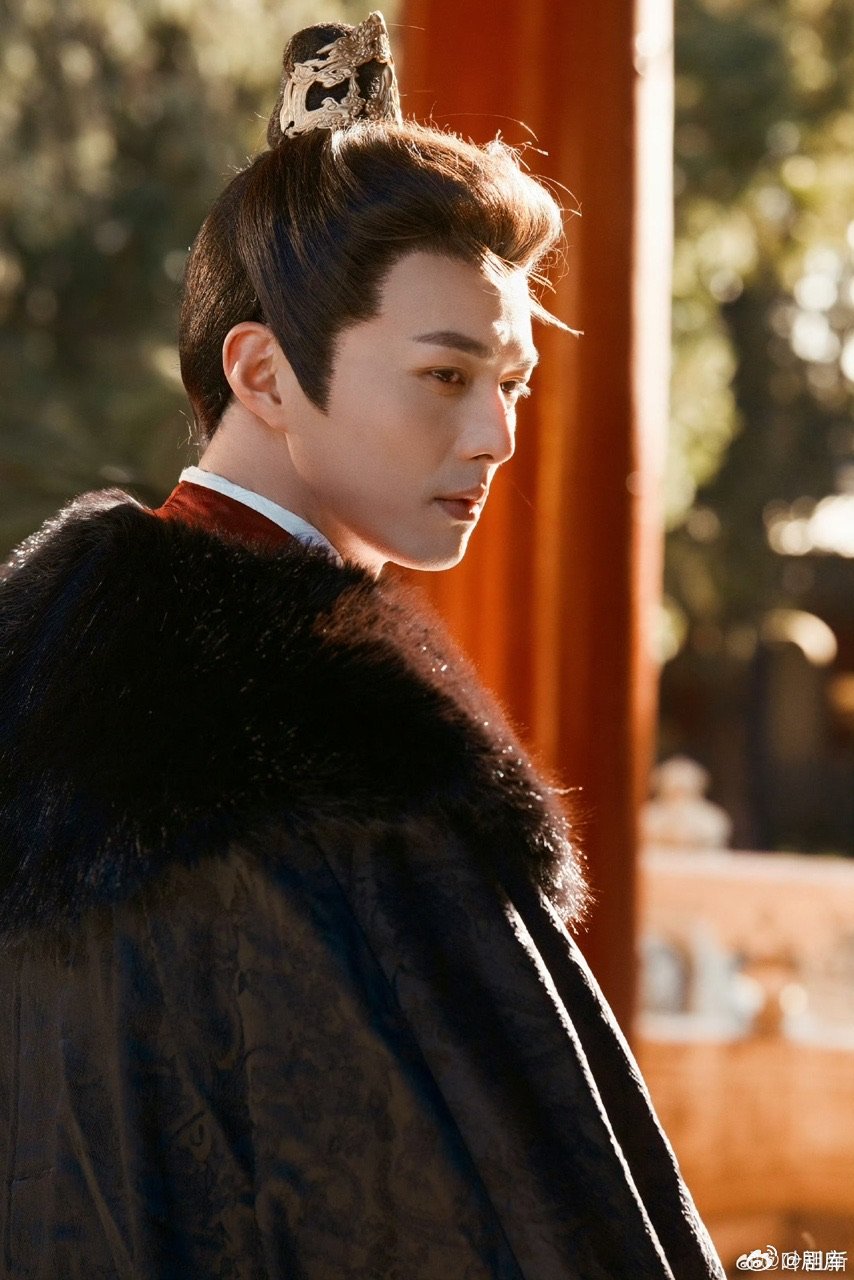 谁懂啊！现在看剧就盼着演员原声，叶祖新完全满足期待