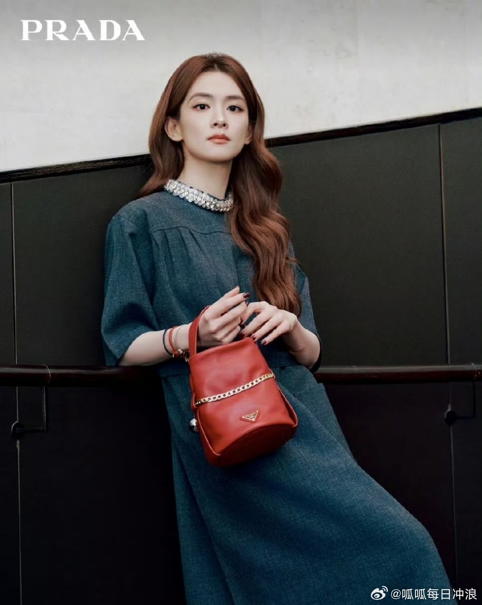 陈昊宇徐若晗演绎Prada大片