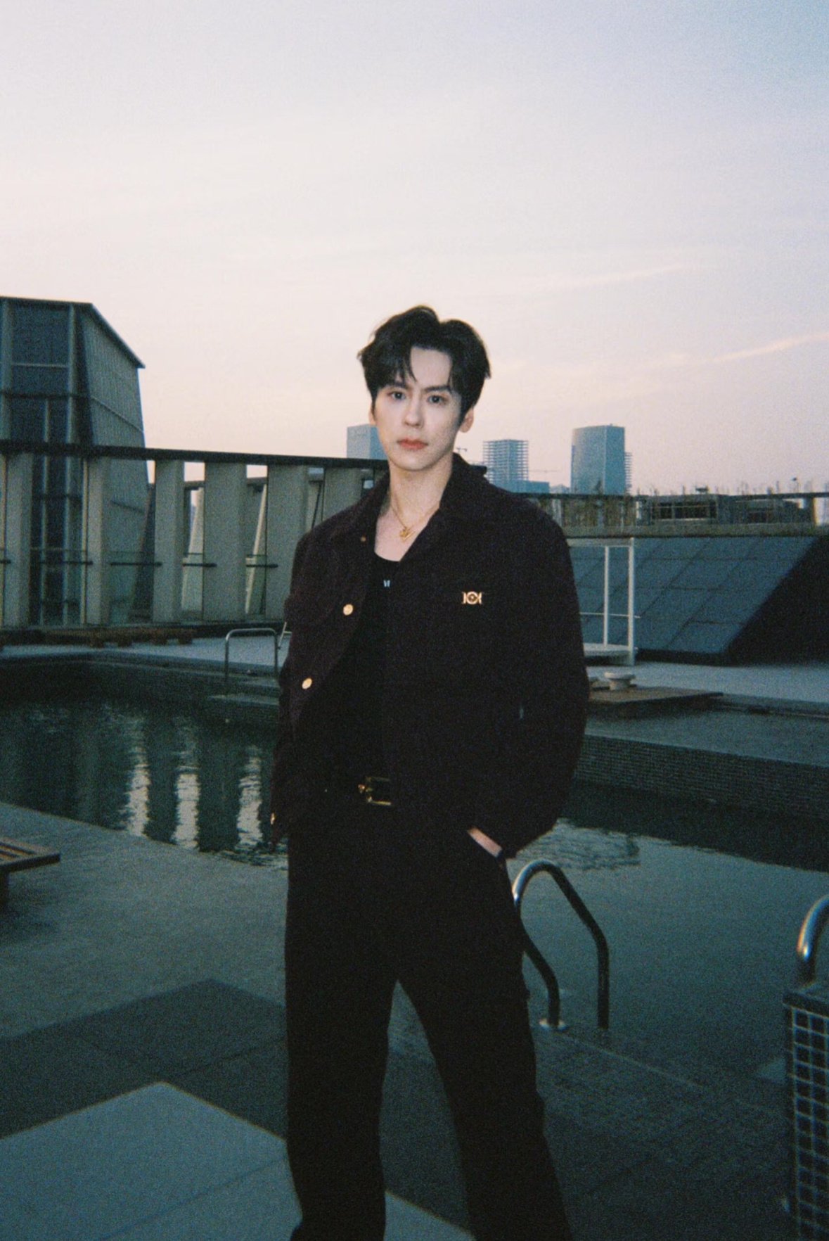 魏哲鸣张婧仪等14位明星胶片大片曝光