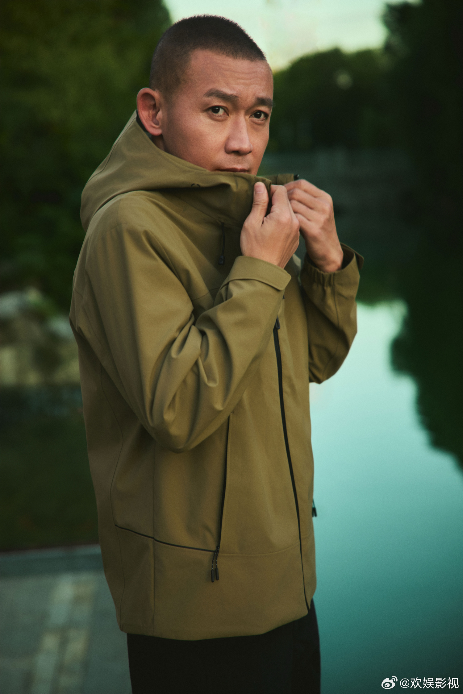 聂远出任雅鹿品牌大使亮相2025溯源大秀