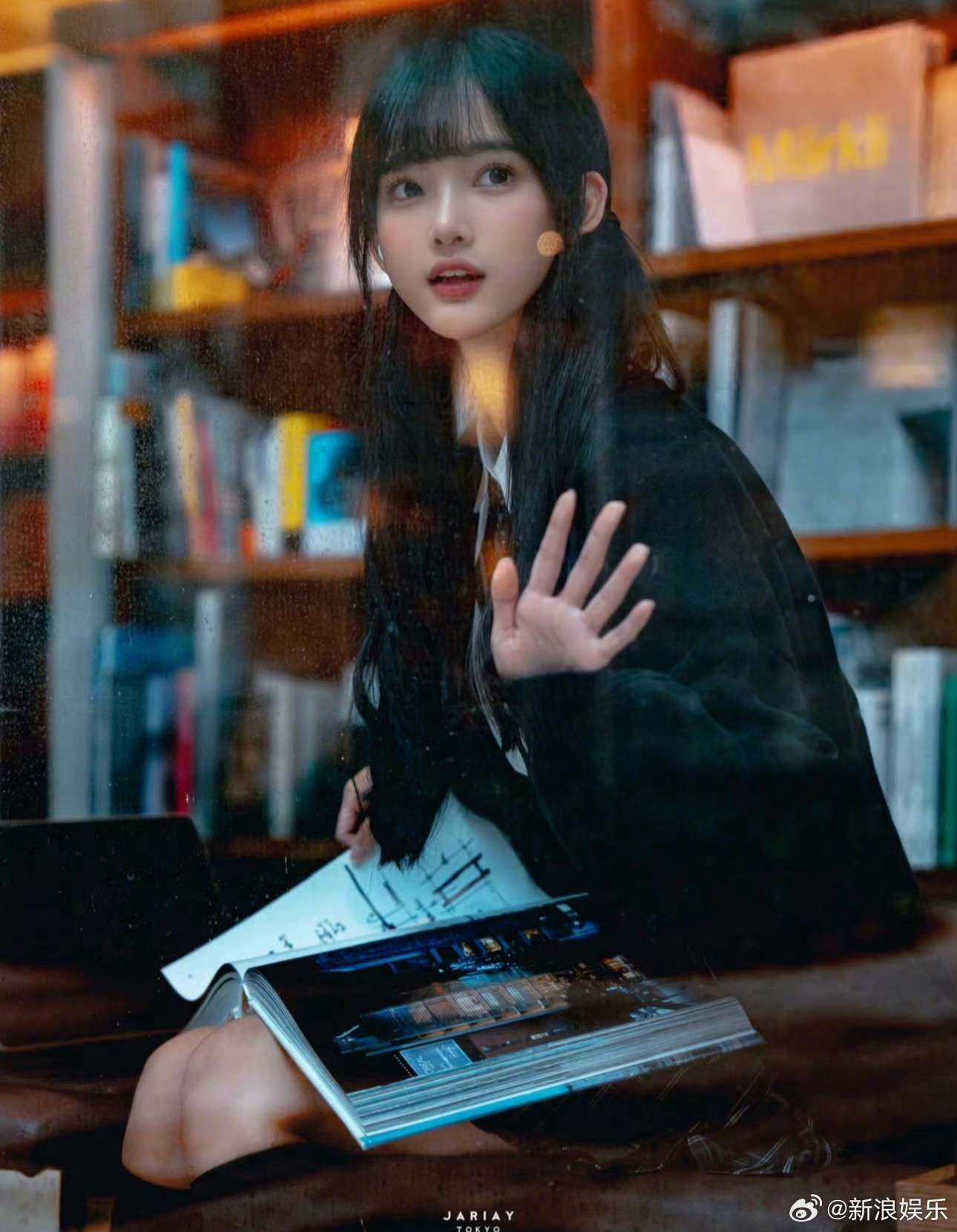 林俊杰官宣恋情年龄差21岁引热议