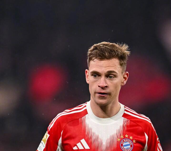 基米希失误致丢球引争议，埃贝尔批其处理球过于理想化