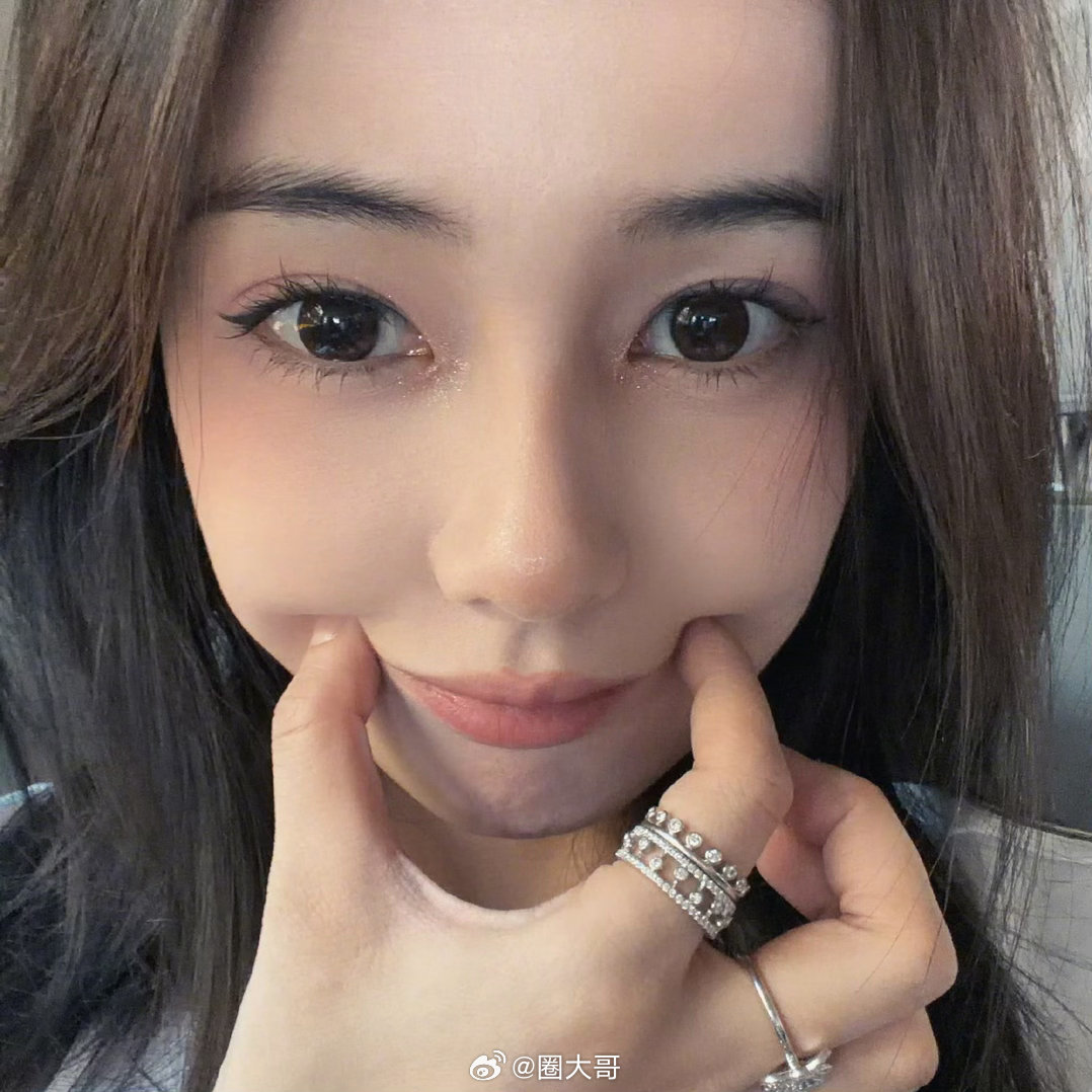 白鹿解约前或出演欢娱新剧