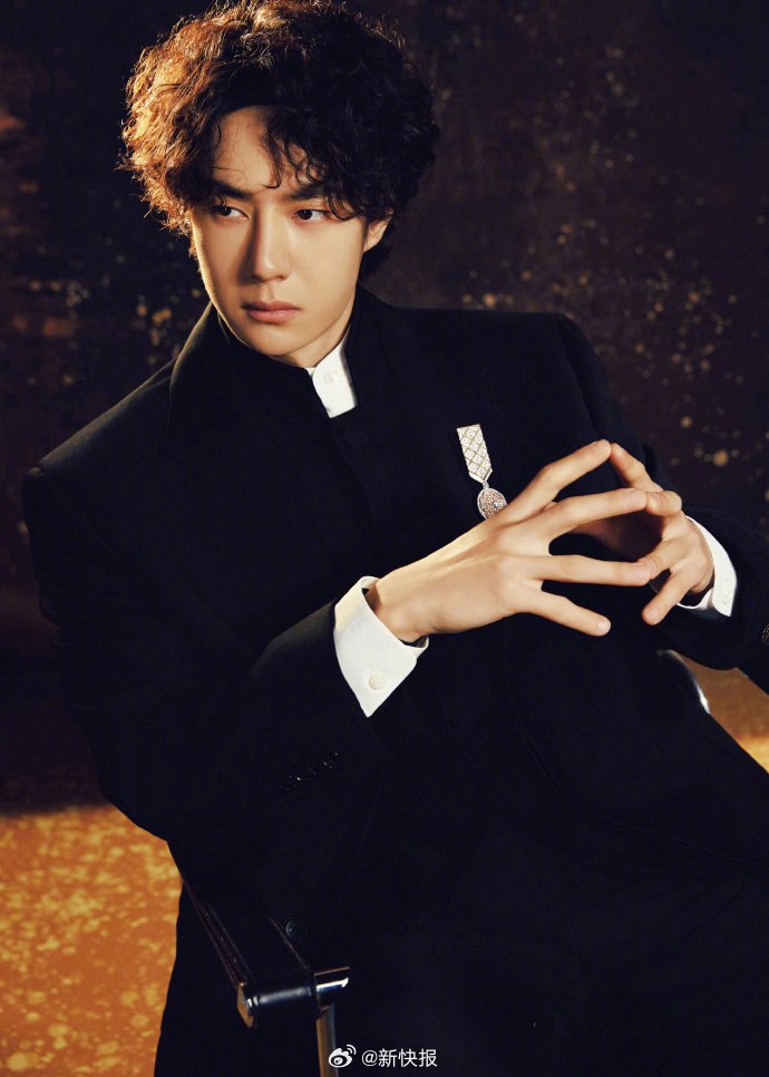 微博之夜男明星造型曝光，王一博陈伟霆宋威龙等亮相