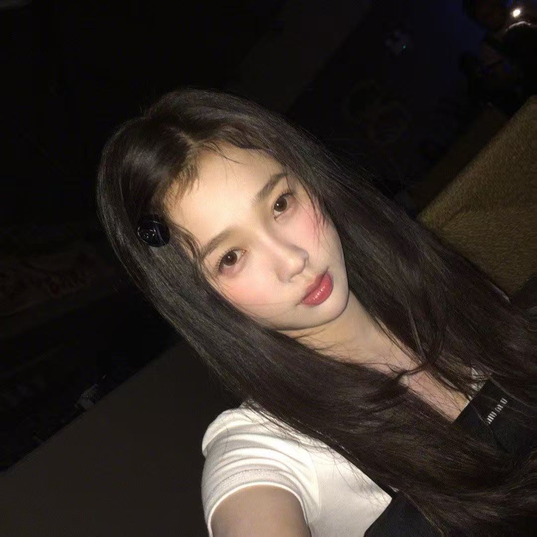 虞书欣姜暮曼市18宫格生活照曝光