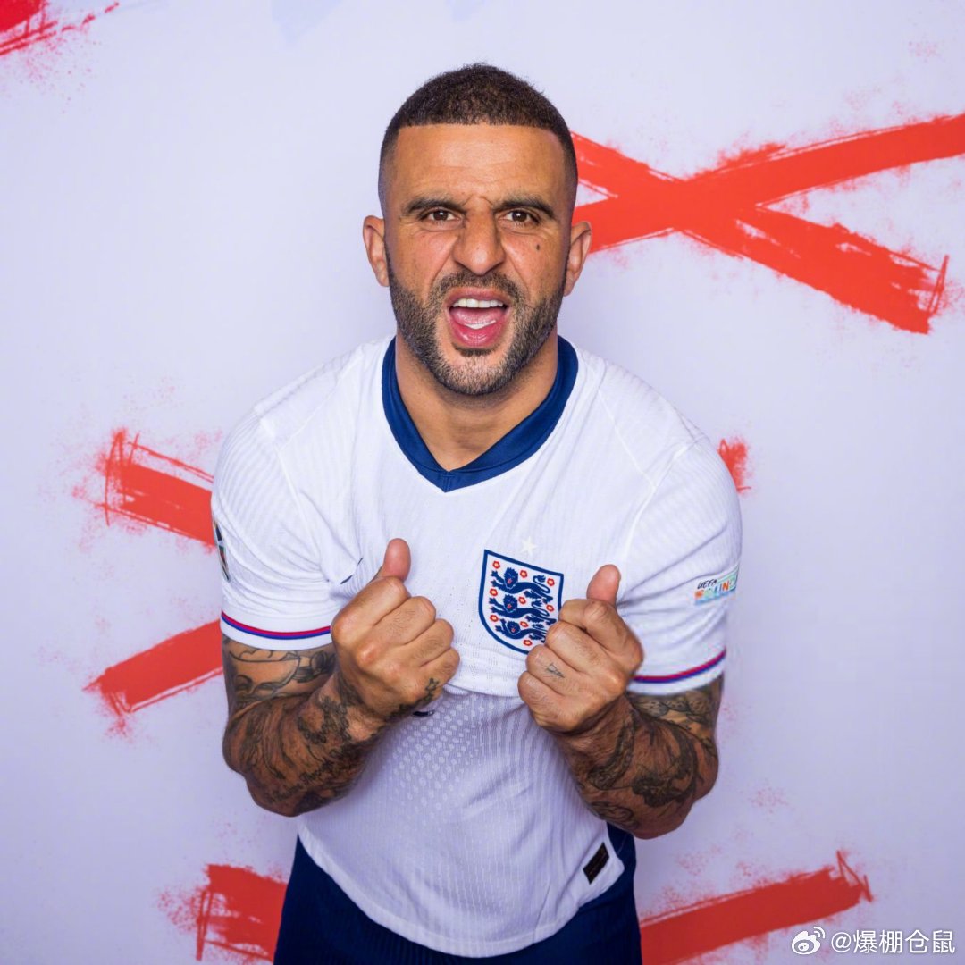 35岁伯恩利后卫沃克宣布退出英格兰队