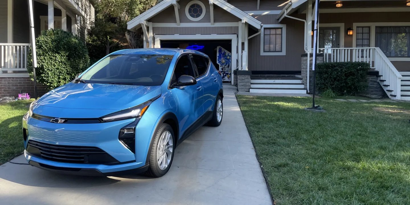 通用汽车发布新款雪佛兰Bolt，升级电池支持快充，售价2.9万美元