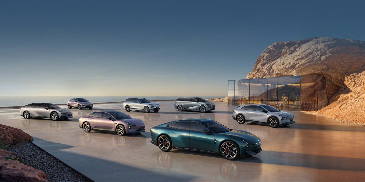 何小鹏称L4自动驾驶或1-3年内实现，车企转型人形机器人存挑战