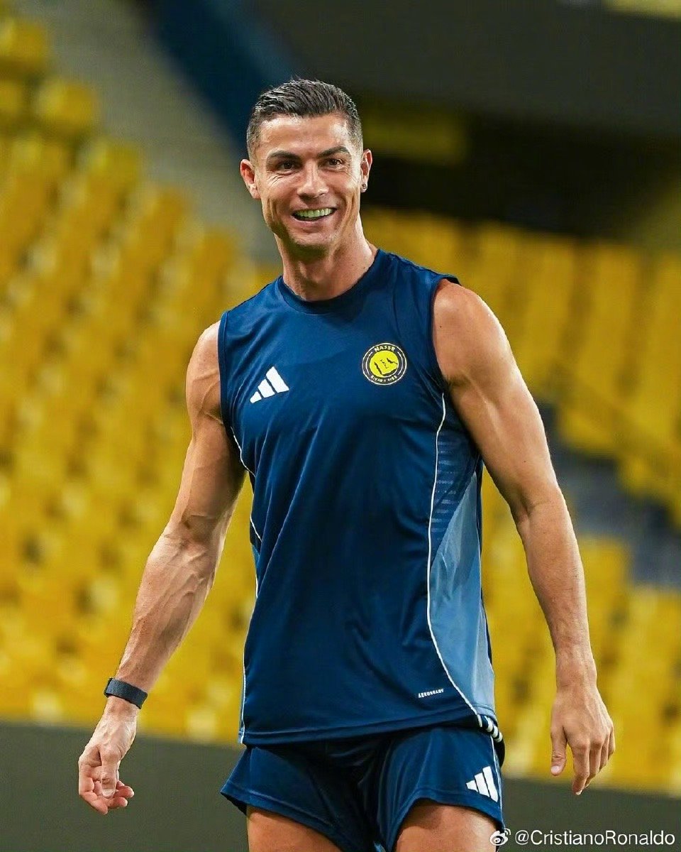 C罗投资美国AI公司Perplexity，上线粉丝互动专区