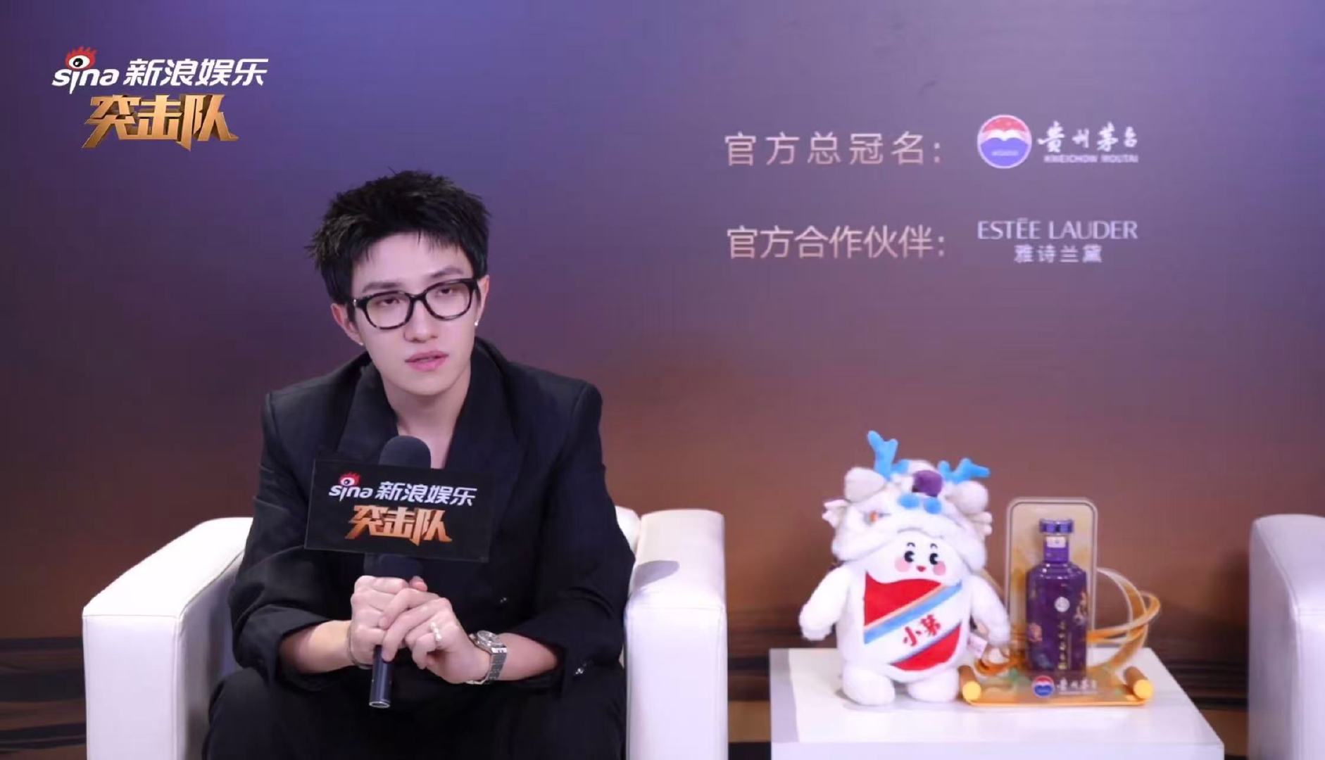 王一珩后悔没加陶喆联系方式，回应瘦了因运动健身