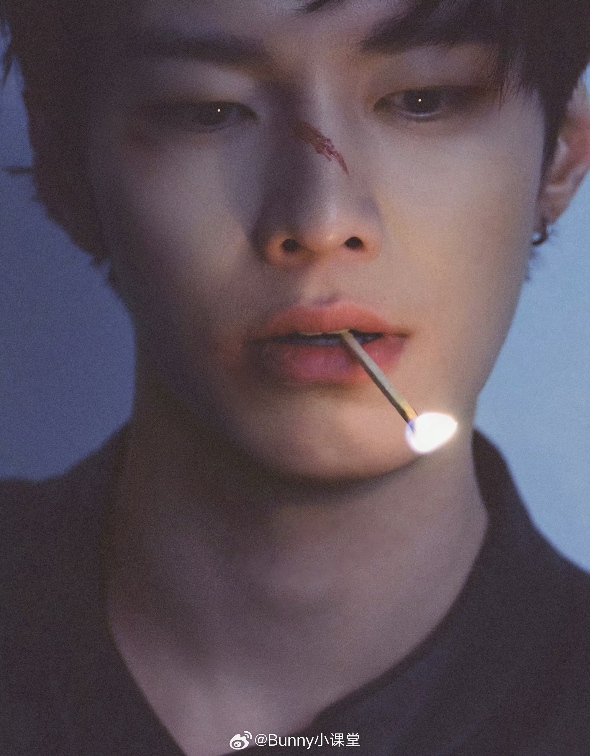 何与叼火柴营业大片被指模仿丁禹兮