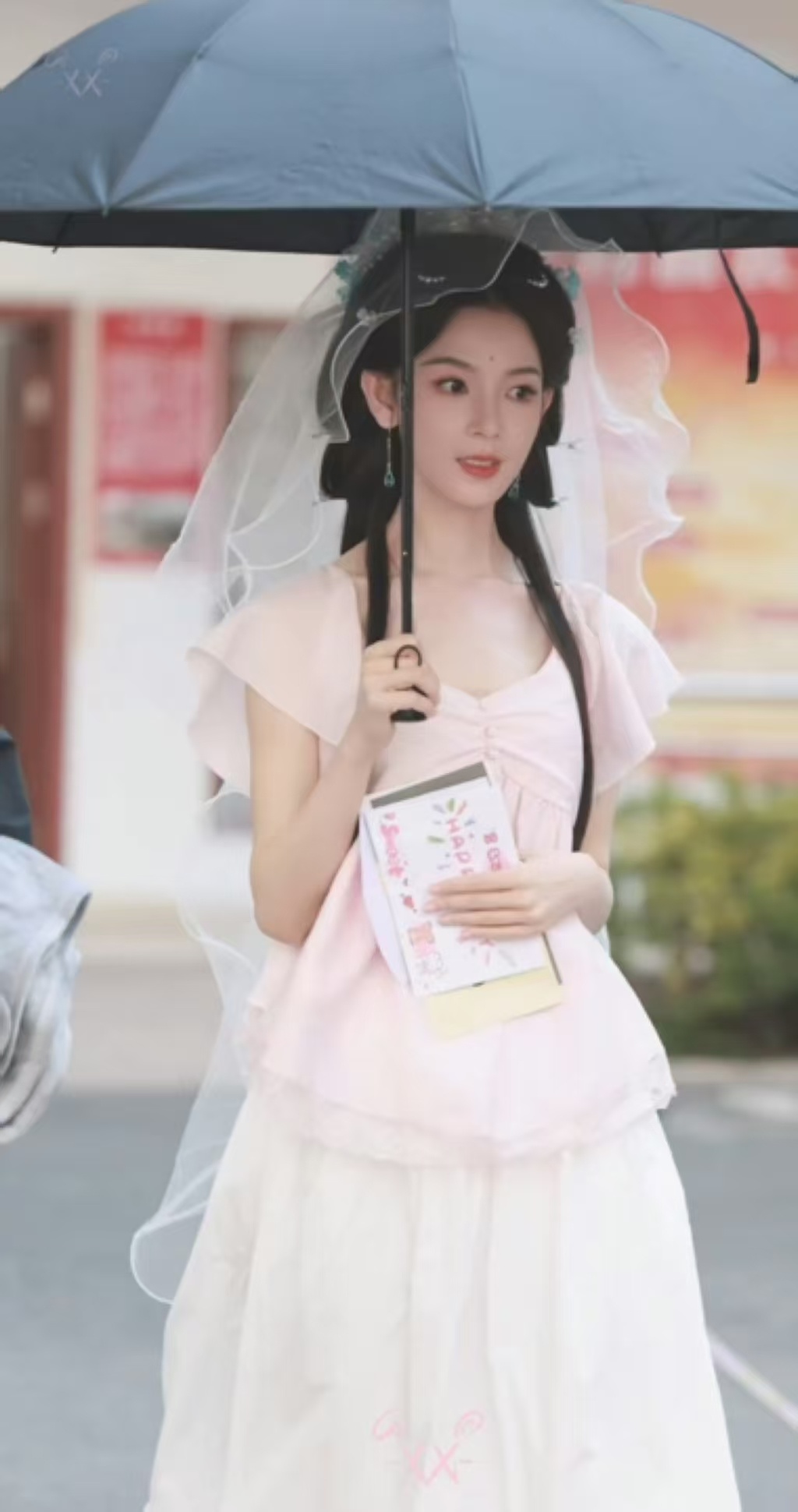 陈瑶造型神似观音，被赞神女下凡
