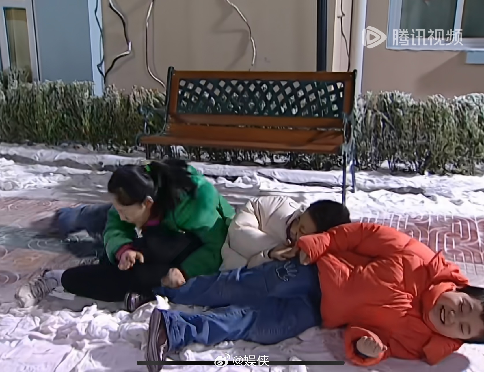 家有儿女雪景实为白毛巾，观众直呼被骗多年