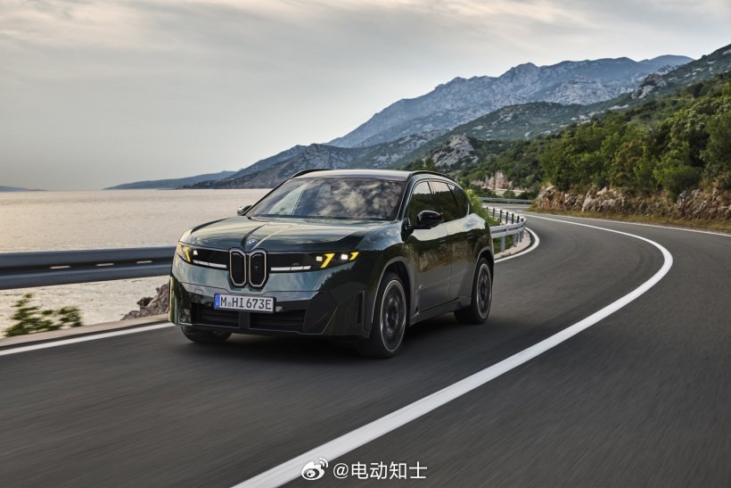 宝马发布iX3旗舰性能版M60 xDrive，百公里加速3.9秒
