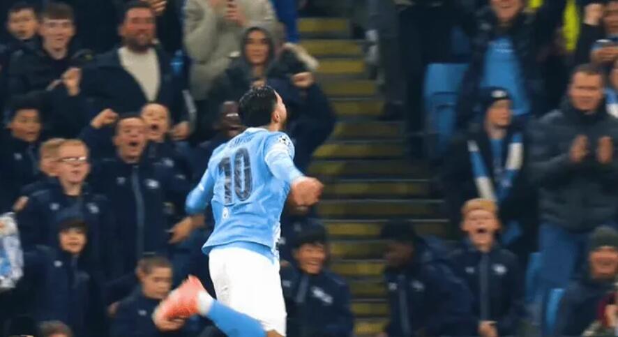 多特蒙德近九战仅三胜引担忧，球员高层齐批球队表现