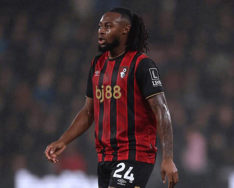 塞梅约冬窗‘Here we go’？曼彻斯特双雄激烈争夺，英超争冠格局会否因此改变？