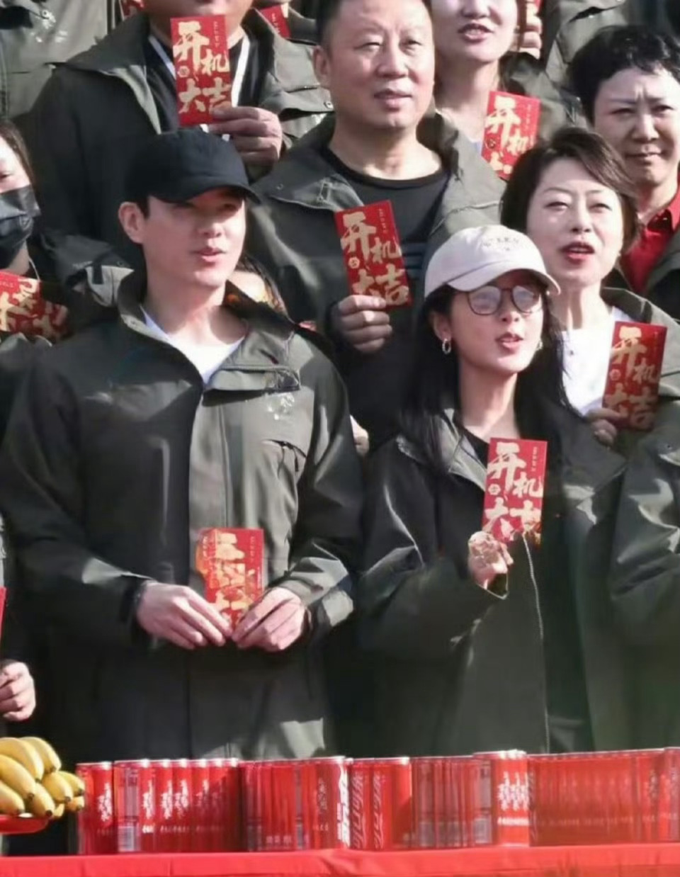 杨紫新剧《玉兰花开君再来》开机，再进组好班底