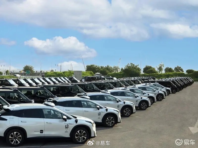 文远知行与Uber升级合作，2027年中东部署1200辆Robotaxi