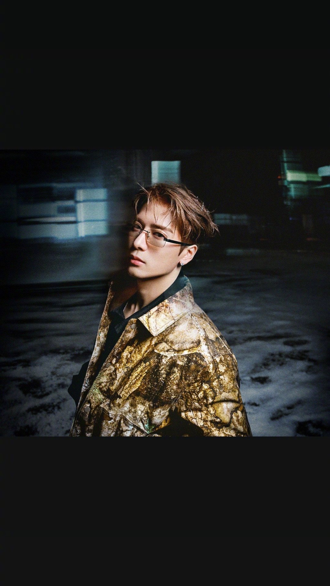 王嘉尔官宣加盟湖南卫视跨年演唱会