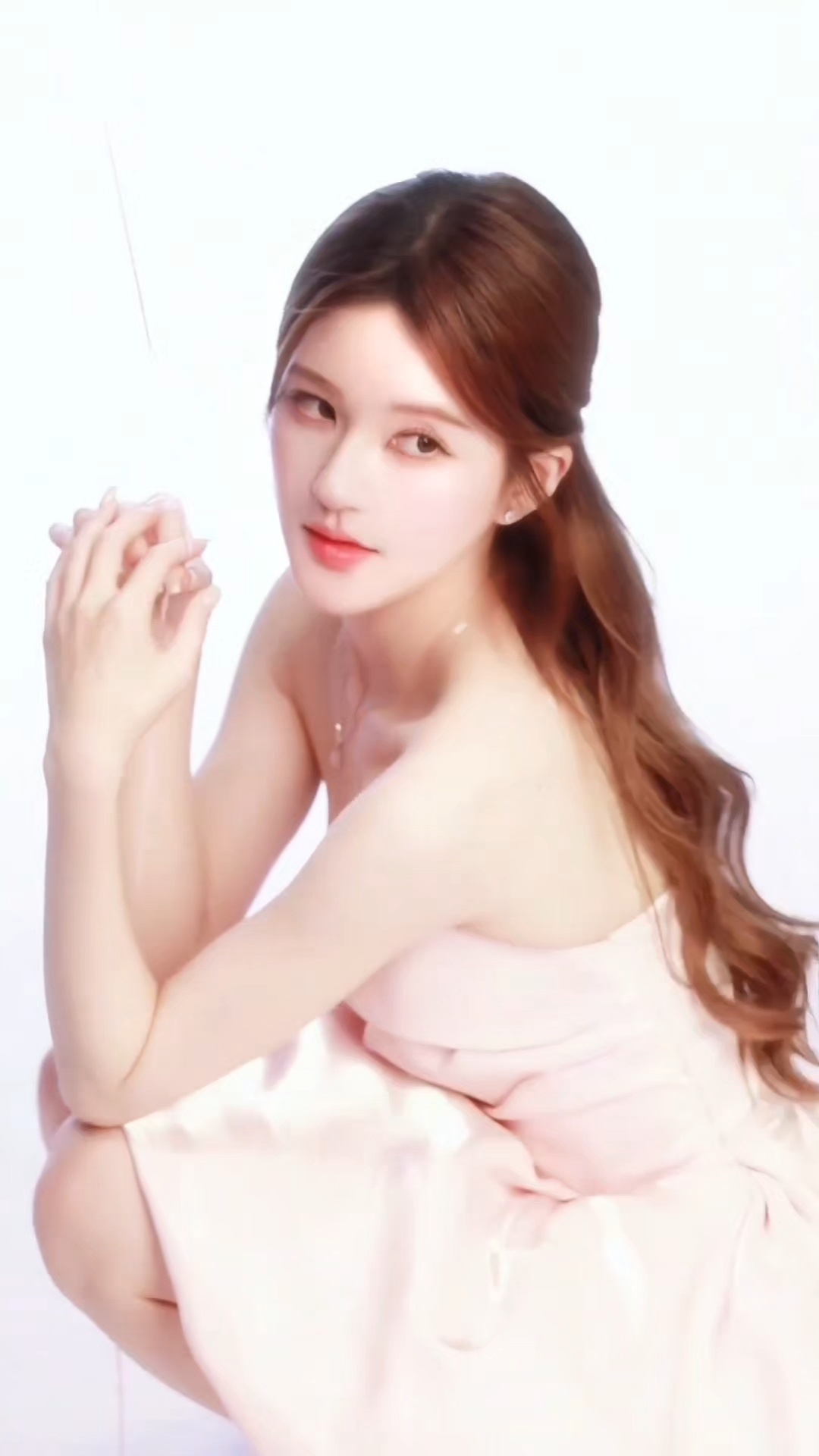 赵露思粉色造型尽显清甜少女感