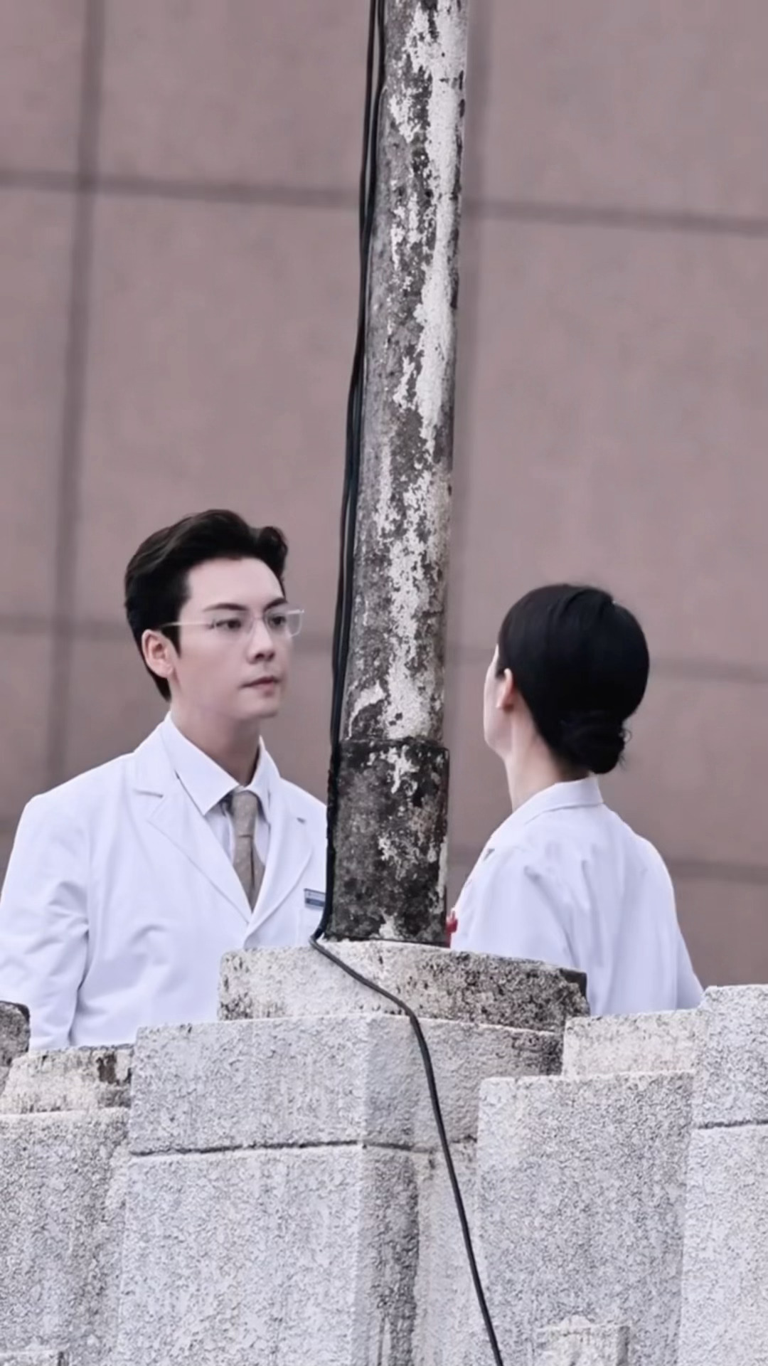 向涵之陈伟霆新戏扇巴掌路透曝光