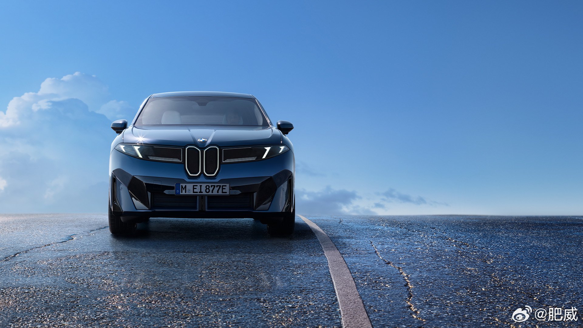 新宝马iX3前脸设计引争议，内饰亮点受关注