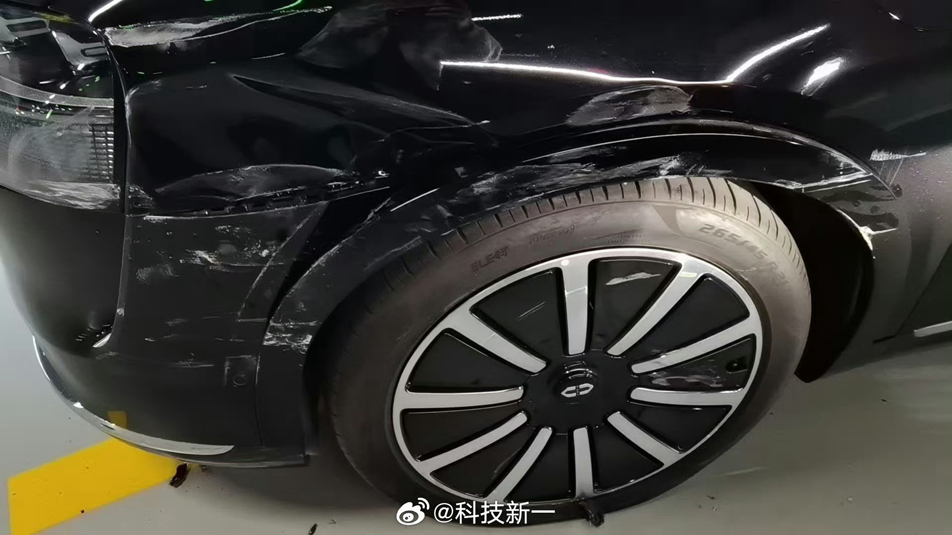 问界M9被撞后报价单曝光